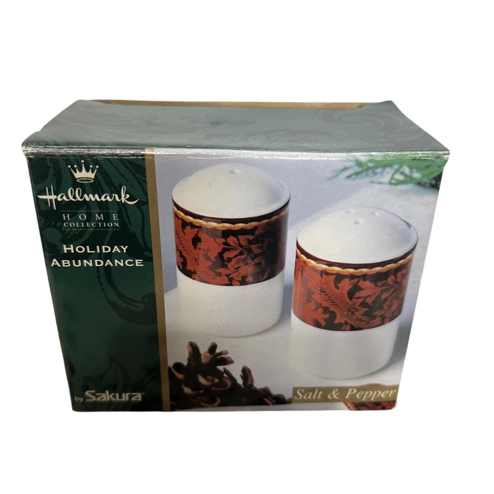 Hallmark Home Collection by Sakura Holiday Abundance Salt‎ & Pepper Set NOB